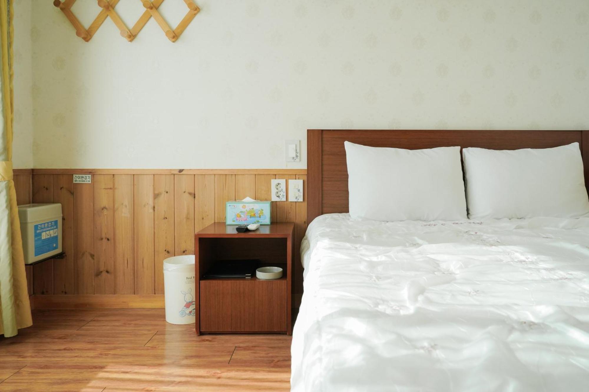 Jungmun Haesung Parktel Villa Seogwipo Exterior photo