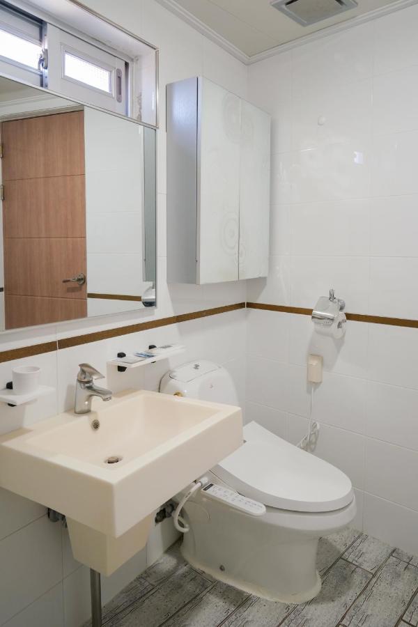Jungmun Haesung Parktel Villa Seogwipo Exterior photo