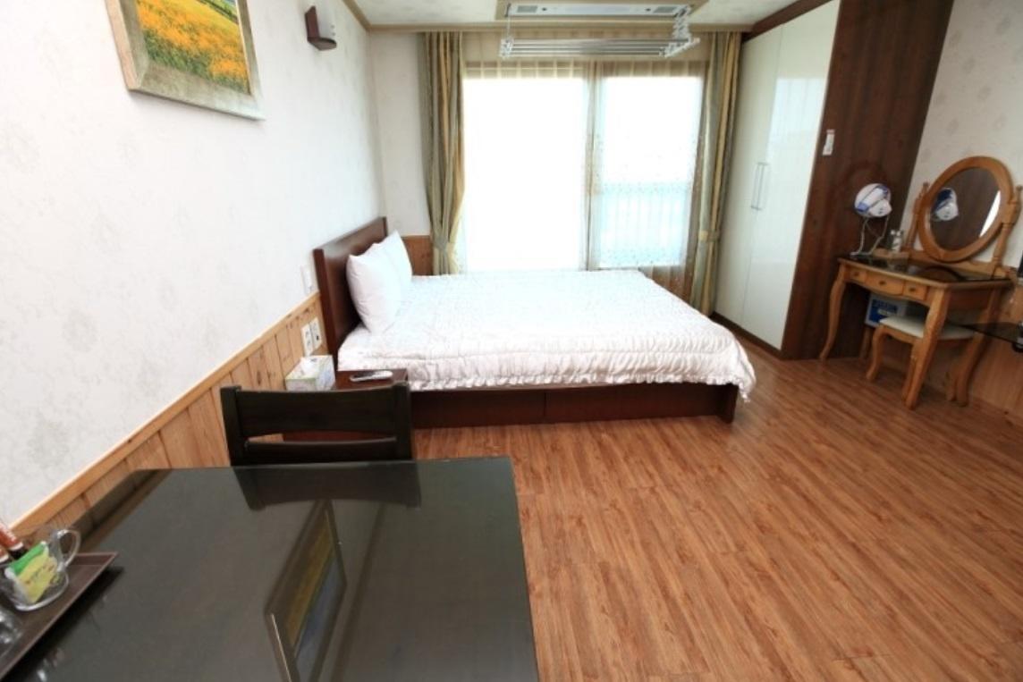 Jungmun Haesung Parktel Villa Seogwipo Exterior photo